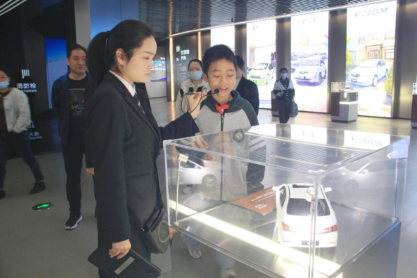 科技之光 (6) 科技之光 (6)